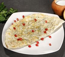 Кутабы с зеленью и сыром