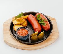 Колбаски гриль с бэби-картофелем