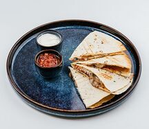 Кесадилья курица грибы