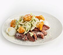 Салат Цезарь с курицей