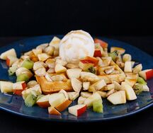 Вафля с фруктами
