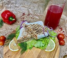 Шаверма с красным луком Мега