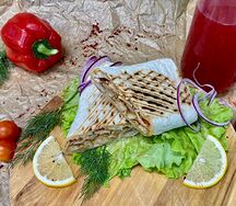 Мини с красным луком