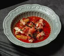Томатный суп с морепродуктами