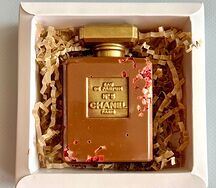 Chanel №5 Духи из молочного шоколада ручной работы
