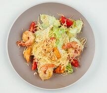 Салат Цезарь с креветками 