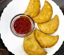 Мини-чебуреки с говядиной и свининой