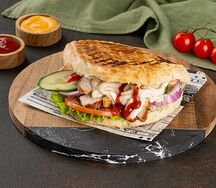 Гирос с говяжьим шашлыком