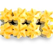 Маки с беконом