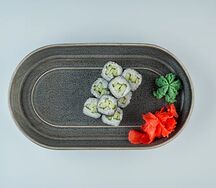 Маки с огурецом