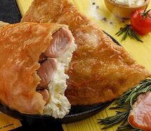 Чебурек с красной рыбой и творожным сыром