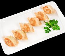 Дамплинги жареные с сыром и картофелем