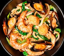 Лапша с морепродуктами 