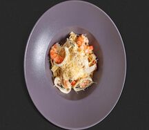 Паста с морепродуктами в сливочной соусе