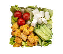 Салат овощной с курицей