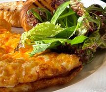 Омлет с курицей и грибами