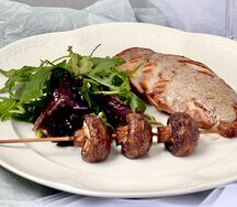 Куриная грудка с трюфельным соусом и шампиньонами