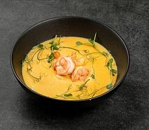 Кукурузный крем-суп с креветками