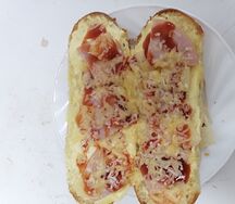 Панини с курицей и томатом