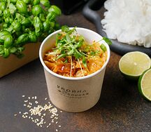 Белый древесный гриб