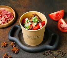 Томатный салат с говядиной