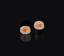 Маки с лососем