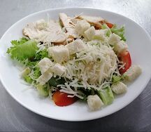 Цезарь с курицей