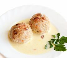 Тефтели куриные в сырном соусе