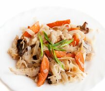 Лапша Вок с цыпленком и овощами