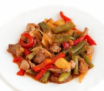 Свинина с овощами в кисло-сладком соусе