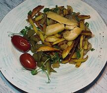 Жарёха с белыми грибами 