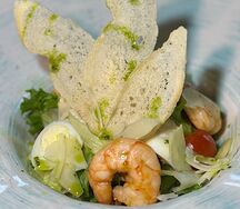 Цезарь с креветкой 