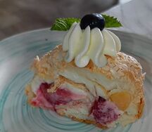 Меренговый рулет