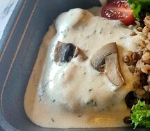 Свинина с грибным соусом