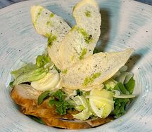 Цезарь с курицей