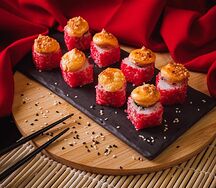 ЗАПЕЧЁННЫЙ РОЛЛ С ГРЕБЕШКОМ