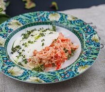Оливье с мясом камчатского краба и муссом из пармезана