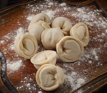 Пельмени со свининой и говядиной