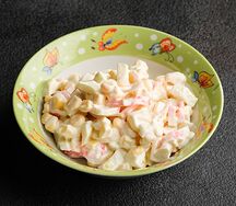 Салат с крабовыми палочками