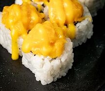 Ролл с Креветкой и Манго
