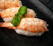 Суши с тигровой креветкой