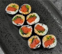 Хосомаки с копченой неркой