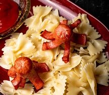 Макароны с сосисками 
