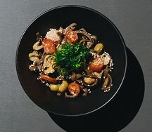 Соба с морепродуктами 