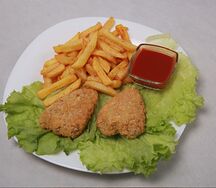 4 крылья & фри & соус