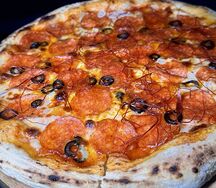 Пепперони с маслинами (30 см)
