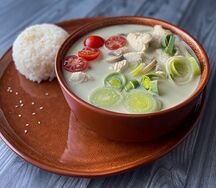 Том кха с курицей