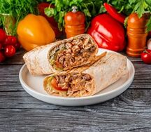 Шаурма со свининой на углях большая