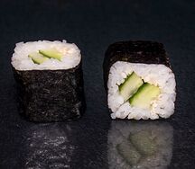 Ролл с огурцом