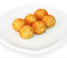 Рисовые шарики с креветкой с сыром 